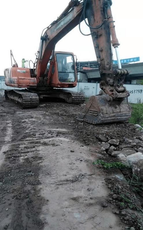 临时加宽市政道路，破解企业货运车辆通行难题——白沙工业园的务实之策